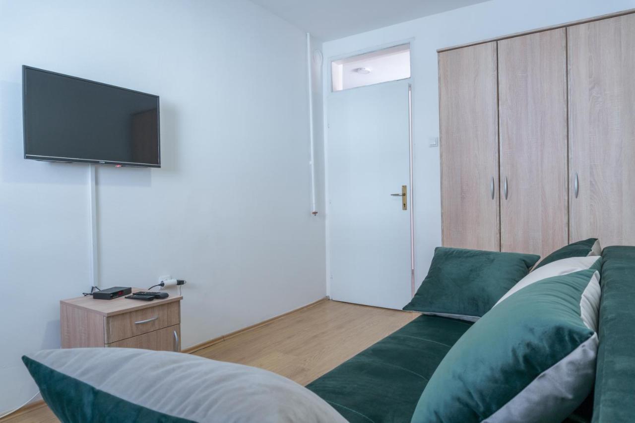 Gerardus Apartmani Βρσατς Εξωτερικό φωτογραφία